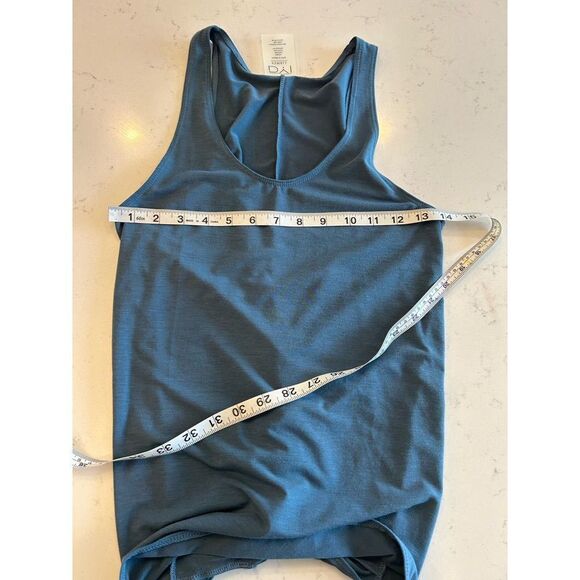DYI teal be centered tank size xs sleeveless athletic top - Picture 6 of 6